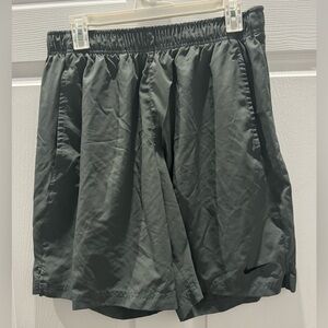 Men’s DRI-FIT Nike Active Shorts in Gray